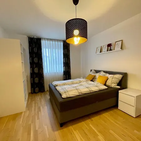 Апартаменти Modernes Cityapartment Mit Murblick Грац
